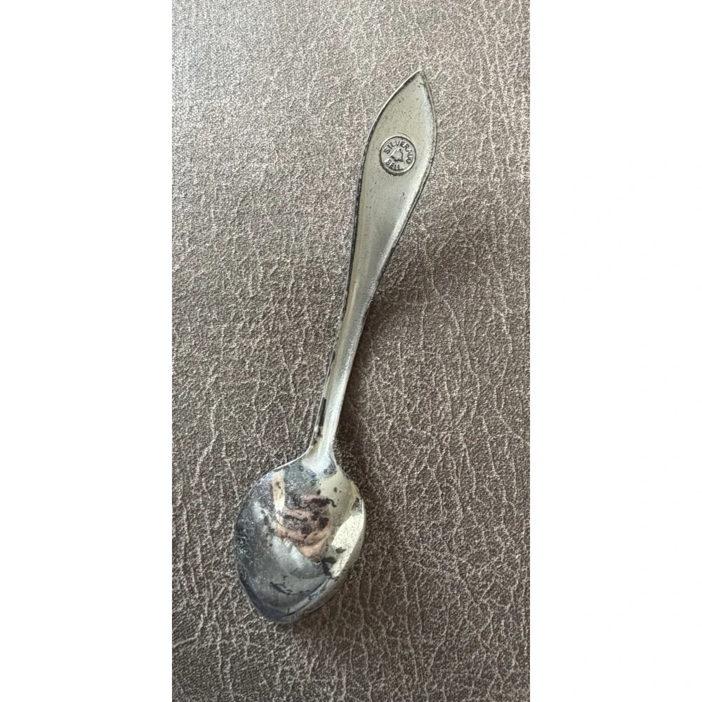 Gateway Arch St. Louis, MO Collectible Spoon Silver Tone Souvenir Silverado Bell
